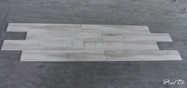 Gạch giả gỗ 20x120 nhập khẩu Trung Quốc khổ lớn màu sáng RGM212264