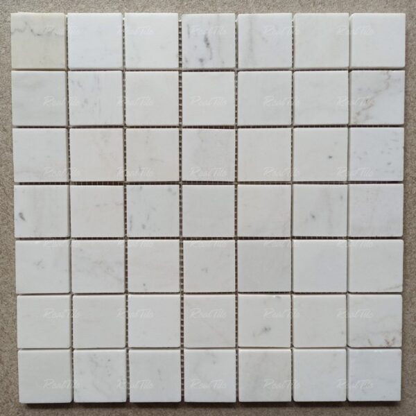 Đá mosaic tự nhiên ốp nhà tắm trang trí trắng sữa RHD4202